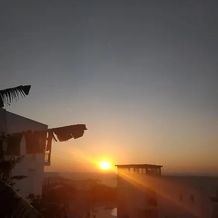 3 Bedroom Fabay Abaduku Elveri 公寓