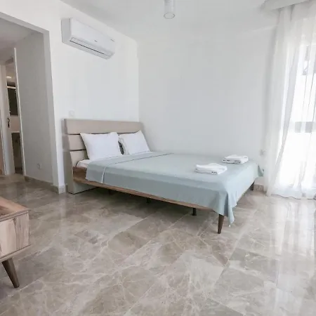 公寓 3 Bedroom Fabay Abaduku Elveri