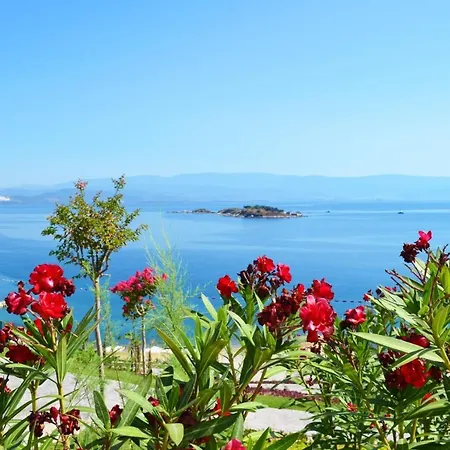 3 Bedroom Fabay Abaduku Elveri 公寓